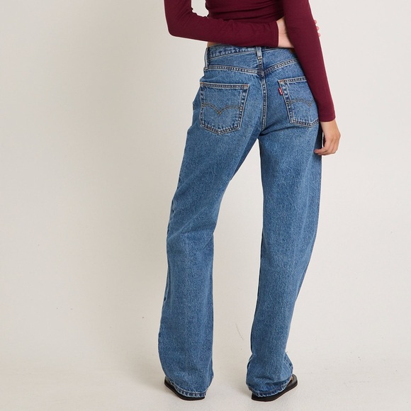 Levi’s 90s Jean - Picture 2 of 3